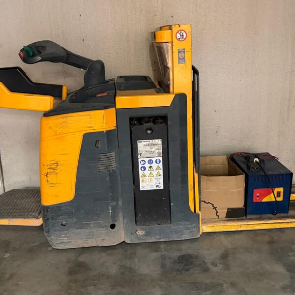 🚛 TRANSPALETA ELÉCTRICA JUNGHEINRICH ERD 220 + RECAMBIOS